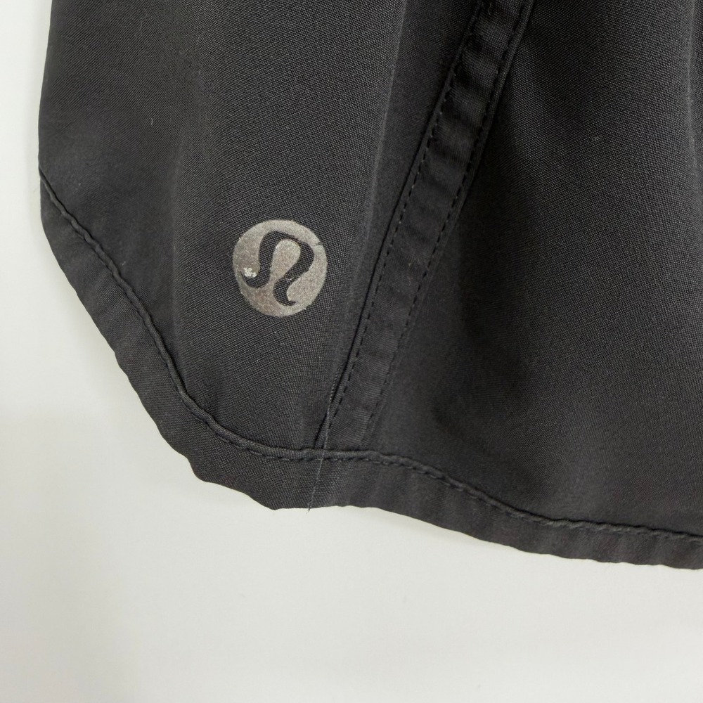 Lululemon Track Attack Short Size 8 Lined Black Running Workout - Picture 5 of 10
